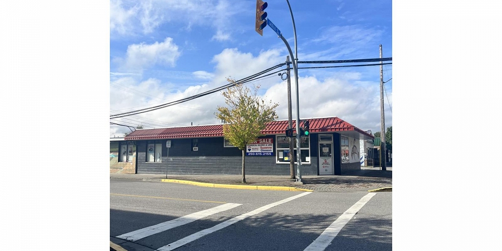 3223 EMERSON STREET Terrace Photo 3 3223 EMERSON STREET Terrace Photo 3